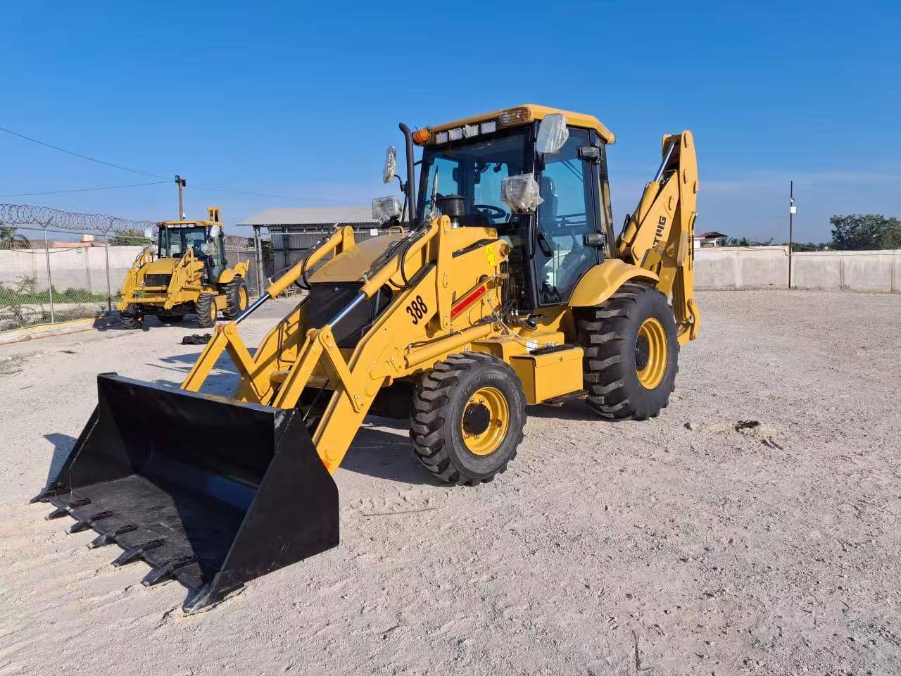 LTMG BLT388 Backhoe Loader in Mexico