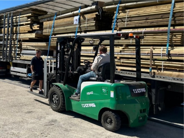 LTMG FB40 electric forklift in France