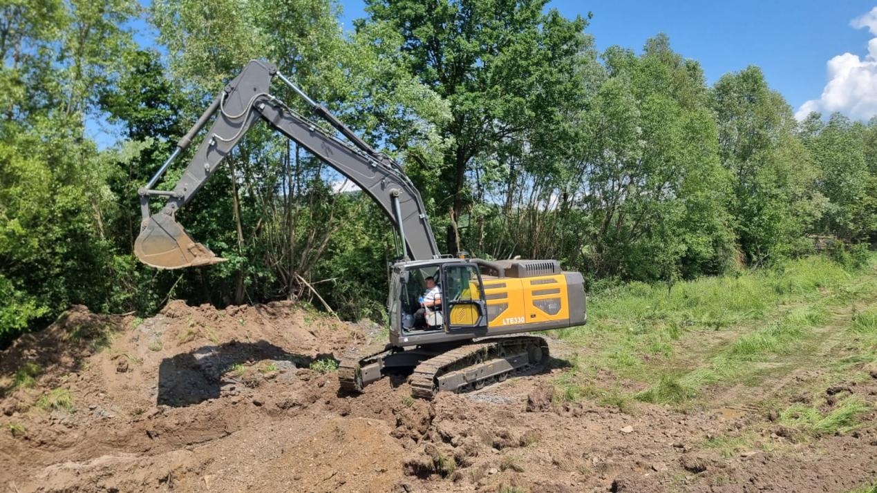 LTMG 38 Ton Crawler Excavator in Romania